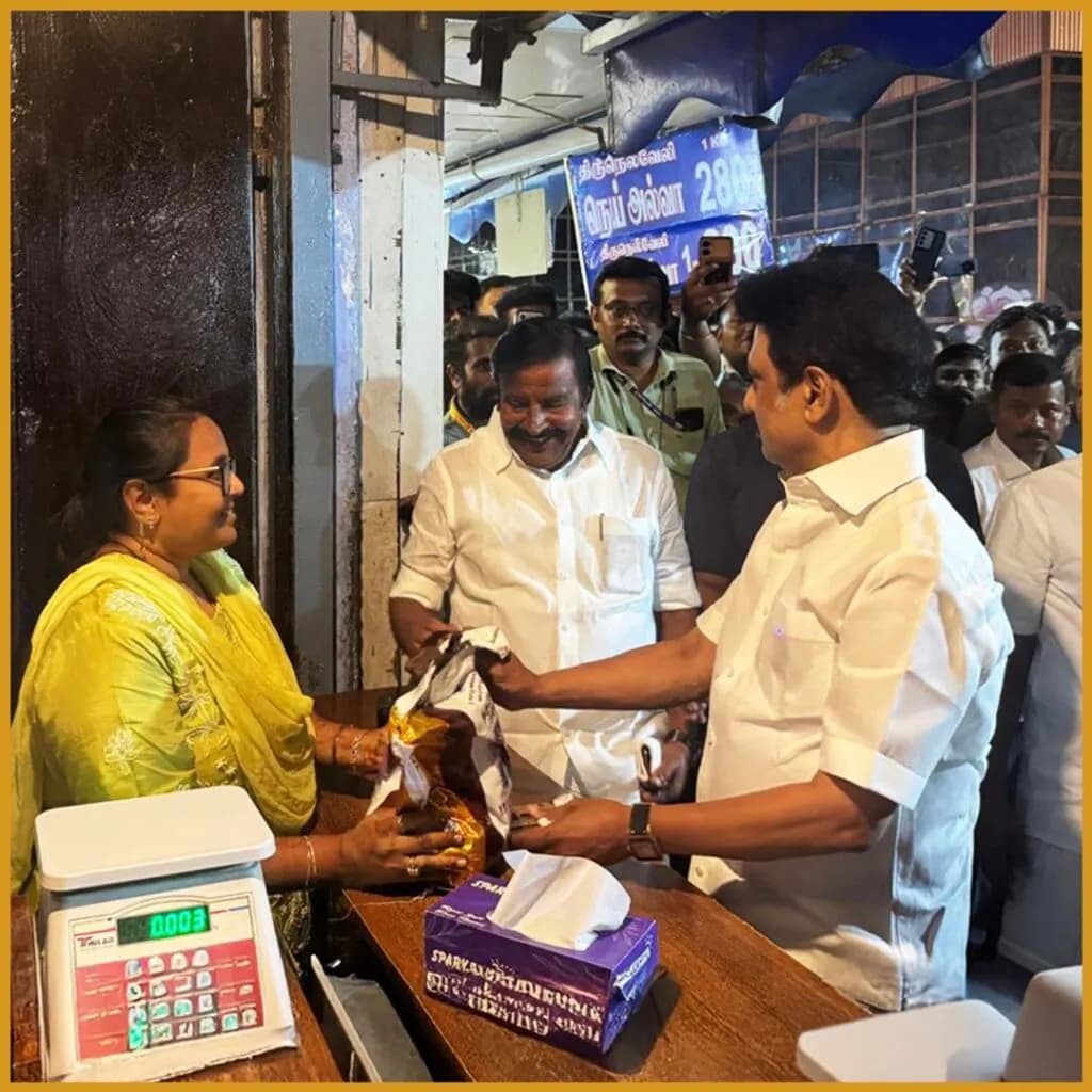 CM M.K. Stalin Visits Iruttukadai Halwa Shop 3
